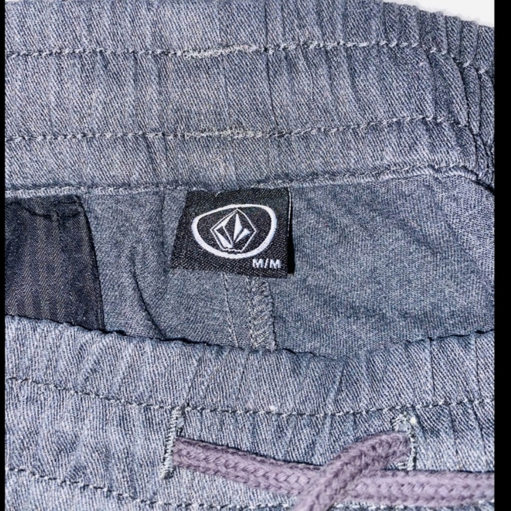 VOLCOM Men’s thick cotton/poly Pants sz M. NWOT